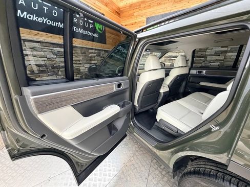 Used 2024 Hyundai Santa Fe Limited AWD/4WD image 32