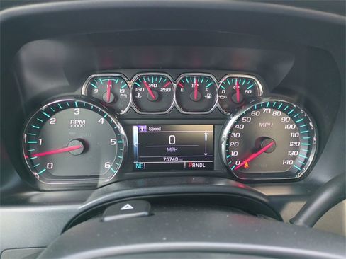 Used 2018 Chevrolet Silverado 1500 LT w/ All Star Edition image 31