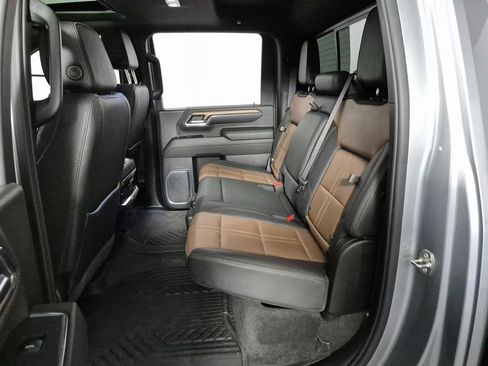 Used 2024 Chevrolet Silverado 3500 High Country w/ Technology Package image 22