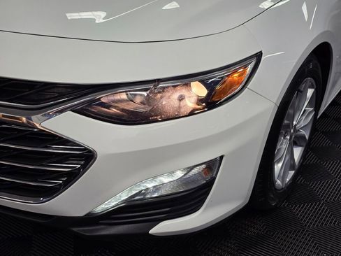 Used 2024 Chevrolet Malibu LT image 11