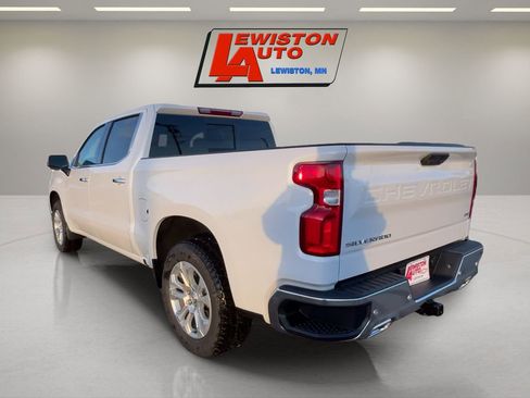 New 2026 Chevrolet Silverado 1500 LTZ w/ LTZ Premium Package AWD/4WD image 3
