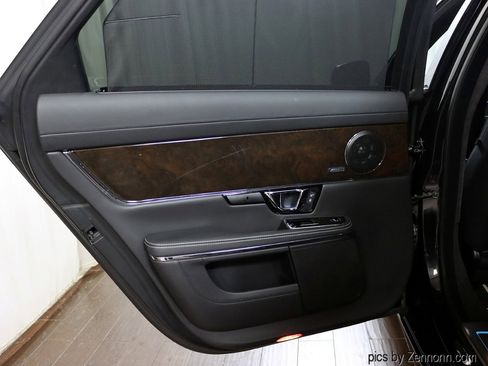 Used 2019 Jaguar XJ L Portfolio image 31