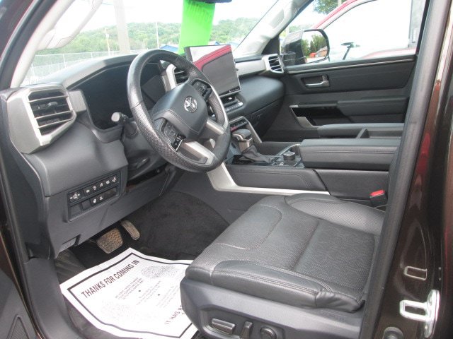 Used 2024 Toyota Tundra Limited AWD/4WD image 12