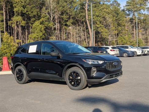 Used 2025 Ford Escape Active image 2