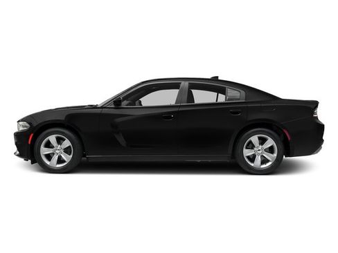 Used 2017 Dodge Charger SXT w/ AWD Plus Group image 3