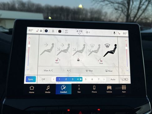 New 2026 Jeep Compass Trailhawk image 28