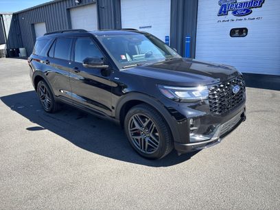 New 2025 Ford Explorer ST-Line