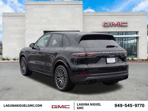 Used 2021 Porsche Cayenne image 5