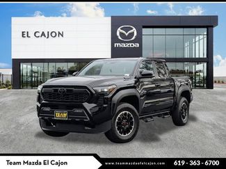 Used 2024 Toyota Tacoma TRD Off-Road w/ TRD Off Road Premium Package AWD/4WD video 1