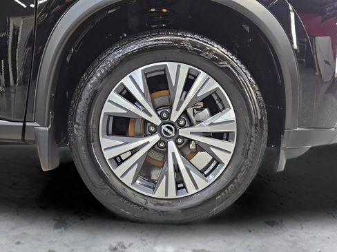 Certified 2023 Nissan Rogue SV AWD/4WD image 25