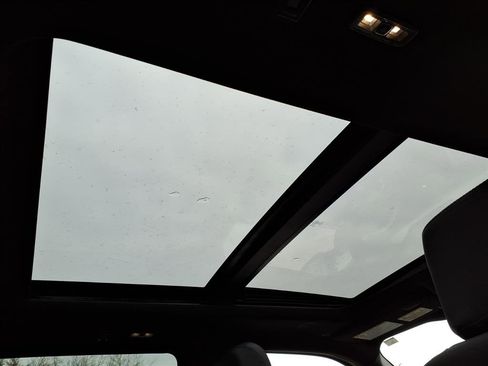 New 2026 Ford F250 Platinum w/ FX4 Off-Road Package image 16