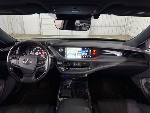 Used 2018 Lexus LS 500 AWD w/ Luxury Package image 25