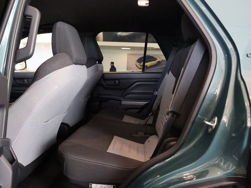 Used 2025 Toyota 4Runner TRD Off-Road image 10