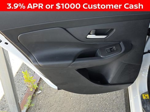 New 2026 Nissan Sentra SR w/ Floor Mat Package FWD image 31