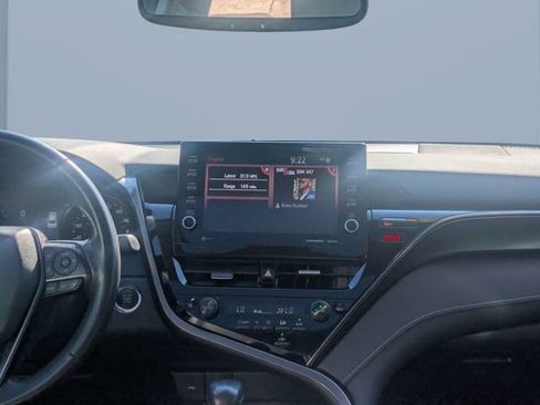Used 2022 Toyota Camry XSE FWD image 17