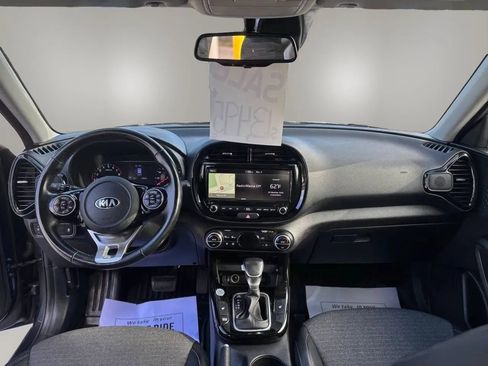 Used 2020 Kia Soul EX FWD image 15