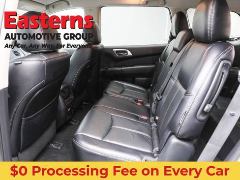 Used 2020 Nissan Pathfinder SL AWD/4WD image 26