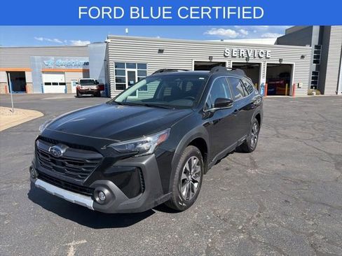 Used 2025 Subaru Outback Limited AWD/4WD image 12