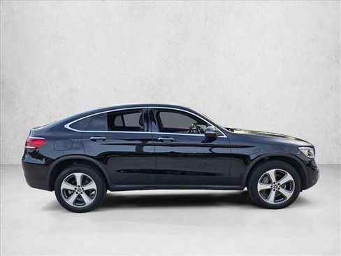 Certified 2023 Mercedes-Benz GLC 300 4MATIC Coupe image 4