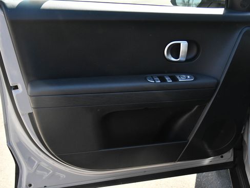 Used 2024 Hyundai Ioniq 5 SEL RWD image 14
