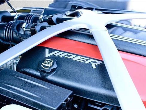 Used 2014 SRT Viper GTS w/ GTS Laguna Interior Package RWD image 3