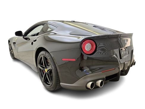 Used 2015 Ferrari F12 Berlinetta image 7