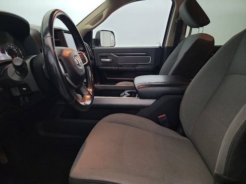 Used 2019 RAM 2500 Big Horn AWD/4WD image 17