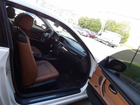 Used 2013 BMW 328i xDrive Coupe AWD/4WD image 11