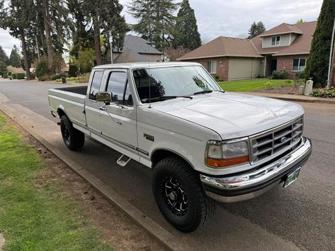Used 1995 Ford F250 XLT image 7