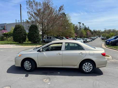 Used 2013 Toyota Corolla L image 4