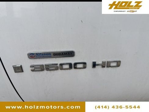 Used 2009 GMC Sierra 3500 W/T w/ Snow Plow Prep Package image 10