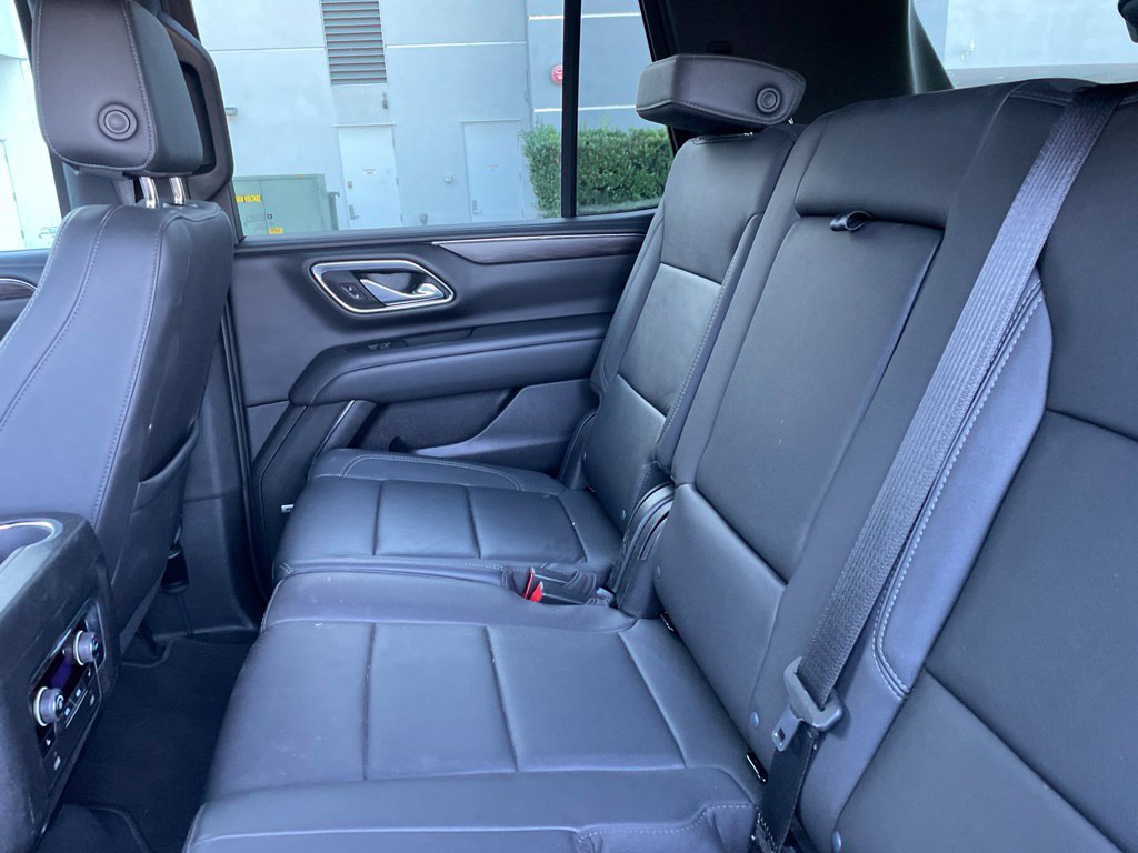Used 2024 Chevrolet Tahoe LT w/ Luxury Package AWD/4WD image 9