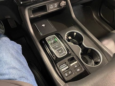 Used 2023 Honda Pilot Touring image 28