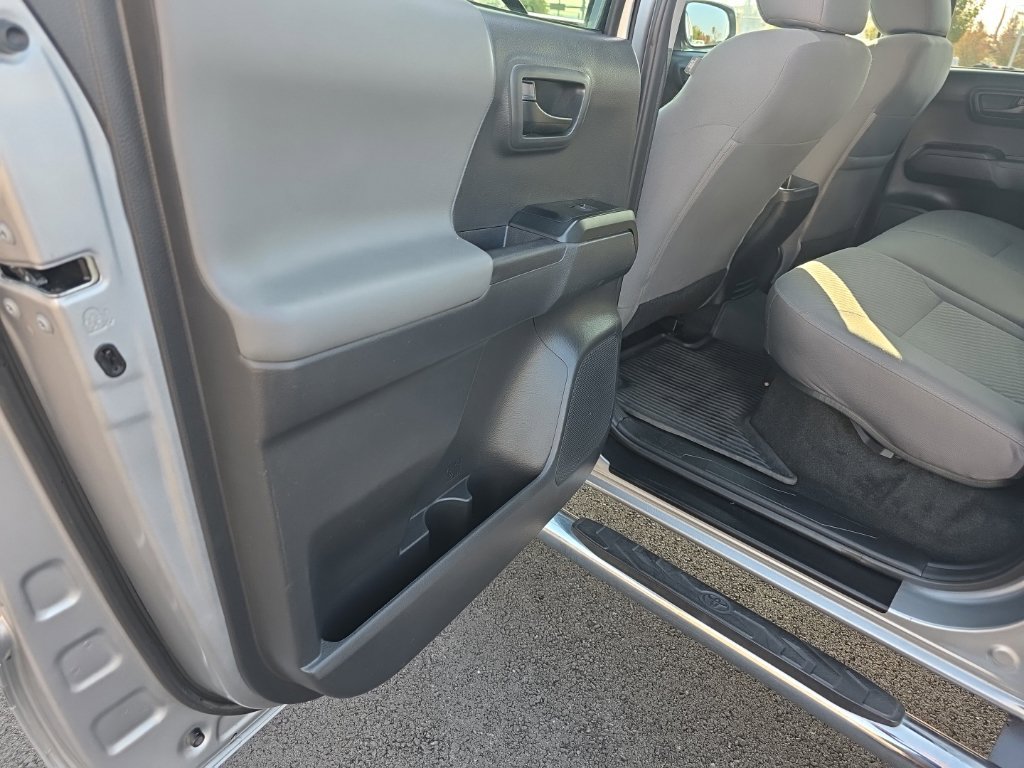 Certified 2023 Toyota Tacoma SR AWD/4WD image 11