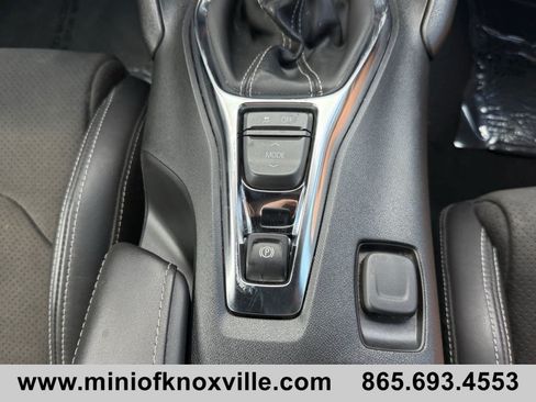 Used 2022 Chevrolet Camaro LT w/ Technology Package RWD image 22