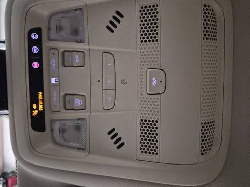 Certified 2025 Cadillac XT6 Premium Luxury image 36