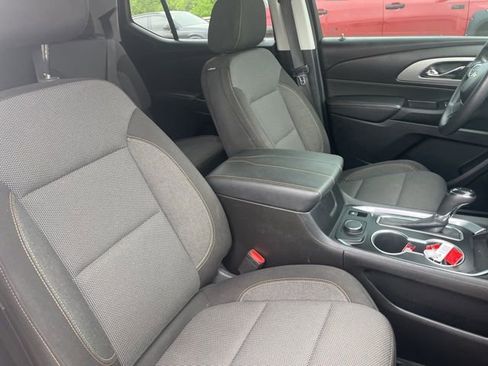 Used 2020 Chevrolet Traverse LS FWD image 20