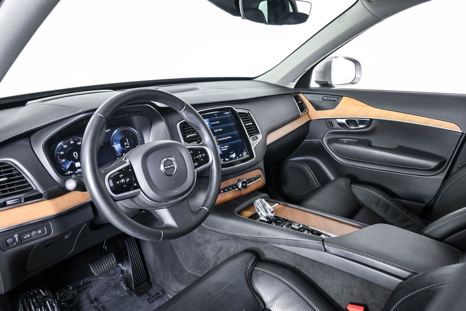 Used 2020 Volvo XC90 T8 Inscription AWD/4WD image 4