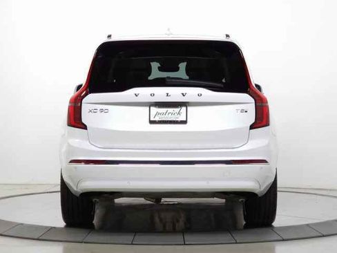 New 2025 Volvo XC90 T8 Plus w/ Protection Package Premier image 7