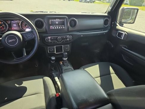 Used 2022 Jeep Wrangler Unlimited Sport AWD/4WD image 10