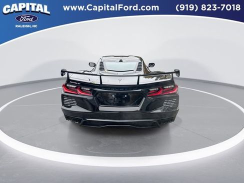 Used 2025 Chevrolet Corvette Stingray Coupe w/ 1LT image 7