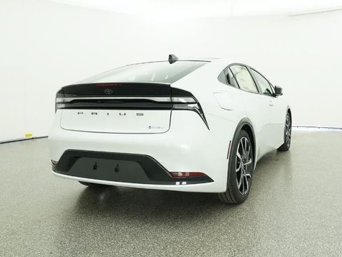 New 2026 Toyota Prius Plug-In Hybrid FWD image 57