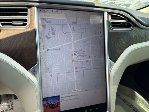 Used 2017 Tesla Model S 100D image 21