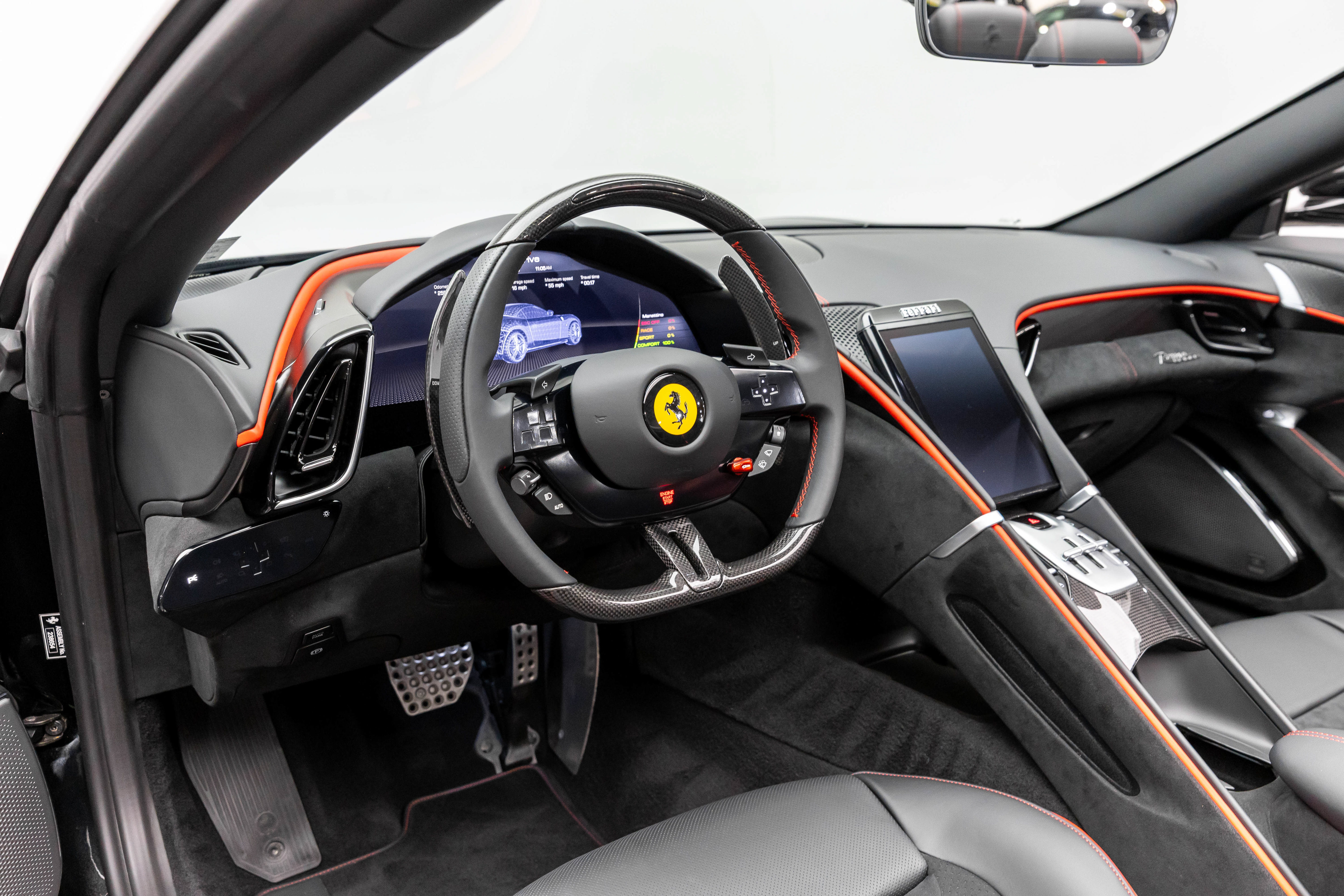 Certified 2025 Ferrari Roma Spider RWD image 4