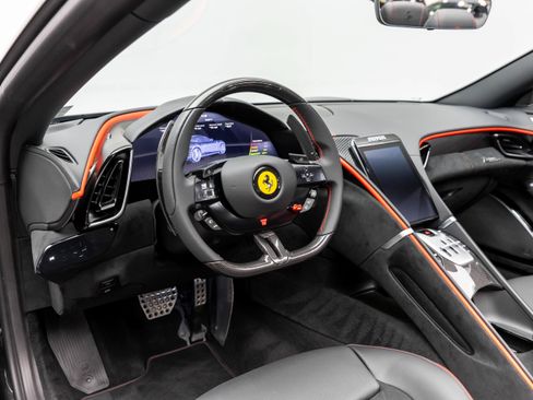 Used 2025 Ferrari Roma Spider RWD image 4