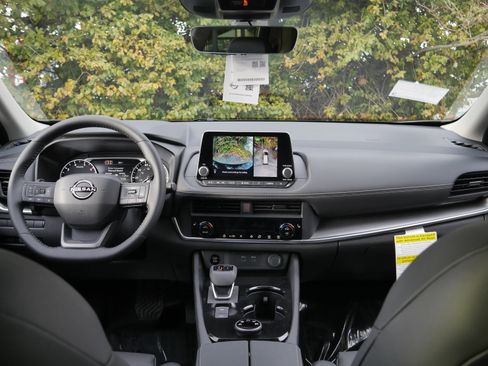 New 2026 Nissan Rogue Dark Armor image 9