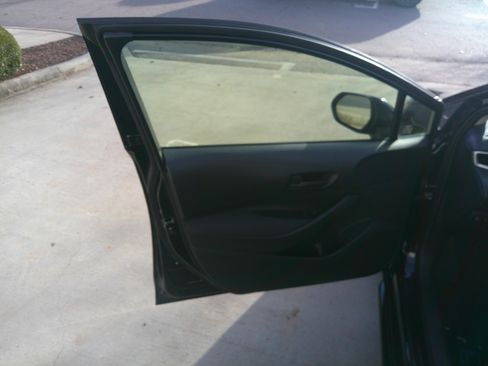 Used 2024 Toyota Corolla LE image 21