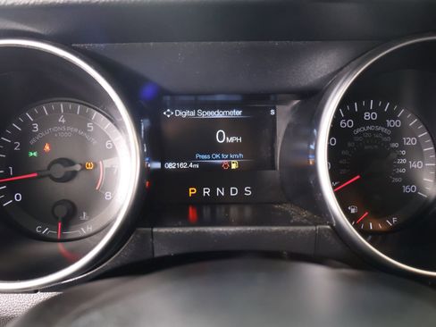 Used 2020 Ford Mustang Coupe RWD image 4