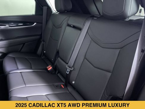 Certified 2025 Cadillac XT5 Premium Luxury w/ Technology Package AWD/4WD image 14