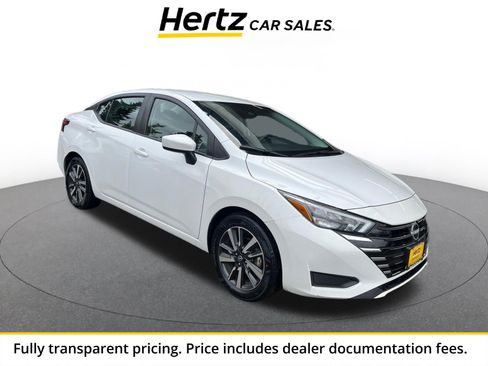 Used 2025 Nissan Versa SV FWD image 1